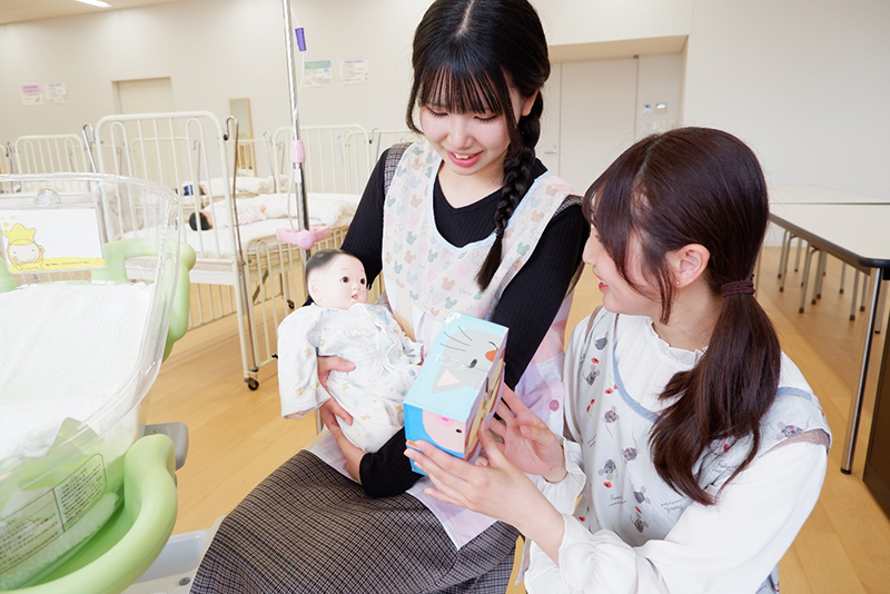 駒沢女子短期大学